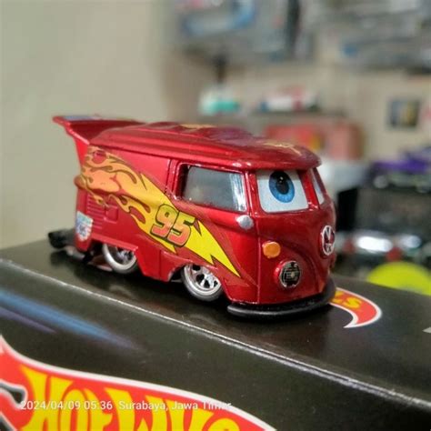 Hot Wheels Kool Kombi 常規定制閃電麥昆 蝦皮購物