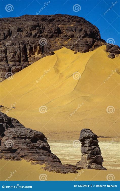 Algeria, Tassili N`Ajjer National Park - Africa Stock Image - Image of ...