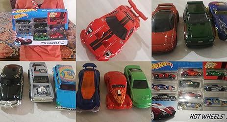 Hot Wheels Cars Gift Pack Assorted Metal Cars Multicolor Amazon In Toys Games