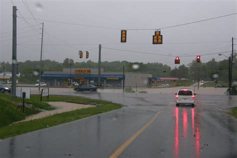 My World: Flooding in West Tn, Camden,Tn. 5-01-10