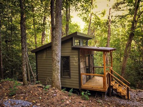 Case Rock Cabin In Alabama Not Your Average Airbnb More Of An Adventure