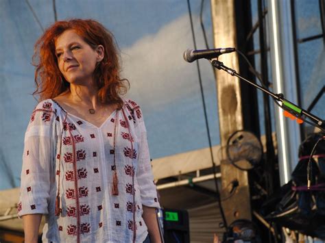 Neko Case Ends Show Early Due To Venues Armed Guards