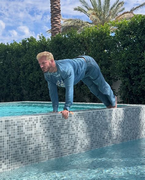 Zane Hijazi | Self care day @guessjeans #guessjeanspartner | Instagram