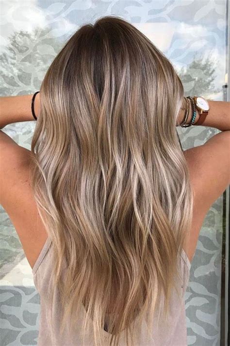 Ash Blonde With Buttery Balayage Hair Styles Hair Color Balayage