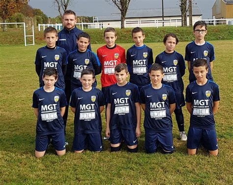 Album U12u13 Remise De Maillots Par Club Football Gj Pays