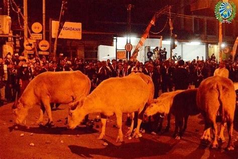 Tradisi Malam Satu Suro Di Keraton Yogyakarta Dan Keraton Kasunanan