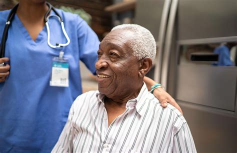 Exploring a Career in Geriatric Nursing | USAHS