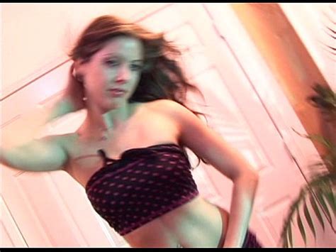 Vida salvaje Mírame comerme mi creampie escena XVIDEOS