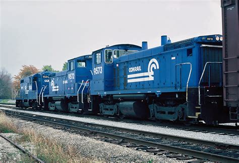 Railpictures.ca - Roger Lalonde Photo: Conrail EMD GP10 No.7534 a ...