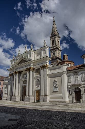 Alessandria Cathedral, Alessandria, Italy - SpottingHistory