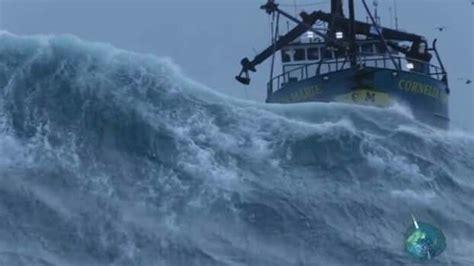 Deadliest Catch Deadliest Catch Huge Waves Stormy Sea