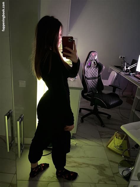 Yuuechka Nude OnlyFans Leaks Fappening Page FappeningBook