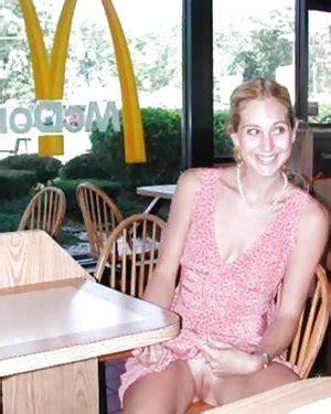 Public Pussy Flashing Fanny On The Streets Porn Pictures Xxx Photos Sex Images Pictoa