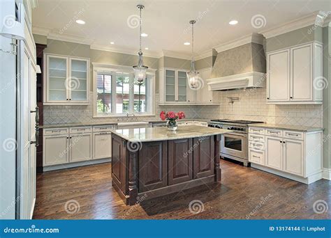 Kitchen with Granite Island Stock Photo - Image of modern, furniture: 13174144