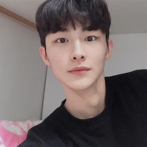 Hot Boy M I N I C A H N Qu C V H Nh Tr Nh L T X C G Y S T D M Ba C I Chuy N Gi M C N Y M