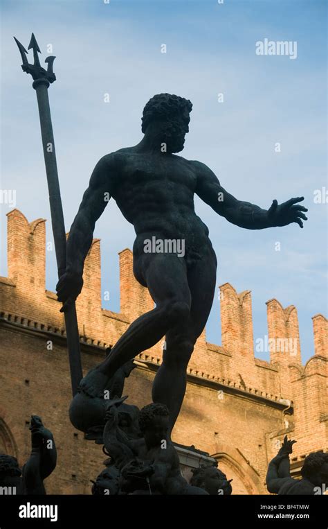 Neptune Fountain Fontana Di Nettuno By Giambologna Piazza Maggiore