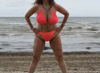 Hot Big Boob MILF Hits The Beach At HomeMoviesTube