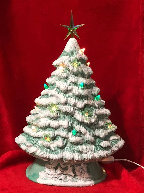 Green Glazed Ceramic Christmas Tree With White Green And Holly Leaf Light Pack With Base