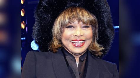 Wird Tina Turner Nach Ihrem Tod Noch Einmal Oma Freenet De