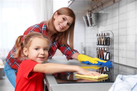 Making Kids Understand the Importance of Helping: Household Chores for ... 
