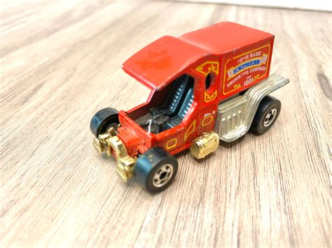 Vintage Red Hot Wheels T Totaller Vintage Red Hot Wheels T Totaller Hot Wheels Hot