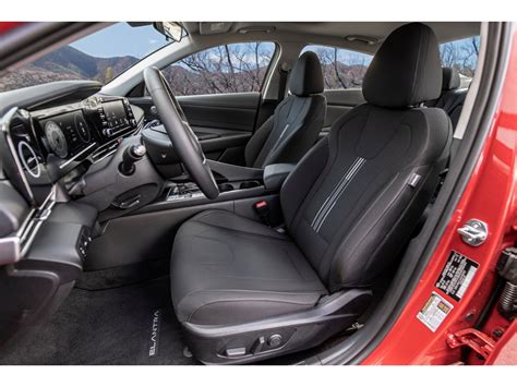 2022 Hyundai Elantra: 76 Interior Photos | U.S. News