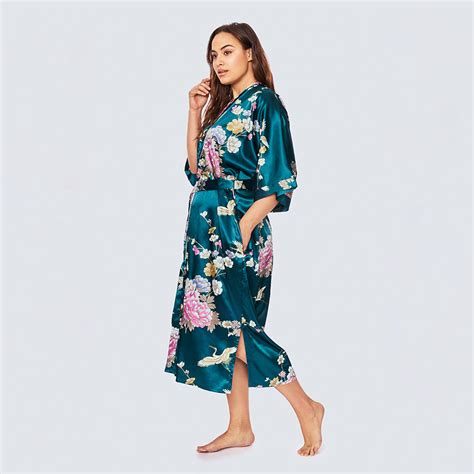 Chrysanthemum And Crane Long Kimono Robe Plus Size