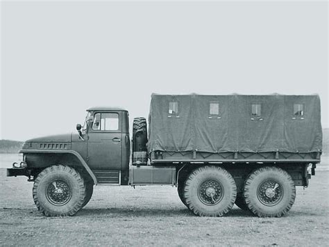 Грузовик Урал-375 - технические характеристики, цена, обзор фото