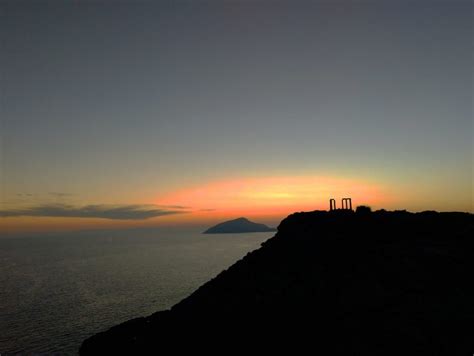 Ocaso Cerca De Atenas El Atardecer En Cabo Sunion Marycaves