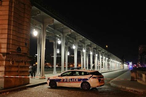 Attentat à Paris Lassaillant Mis En Examen écroué Et Placé à L