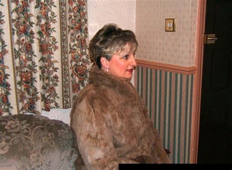 Amateur Mature Milf Short Hair O X Porn Pic