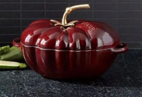 Создать мем "кастрюля staub помидор 25 см 2.9 л, staub кокот помидор ...