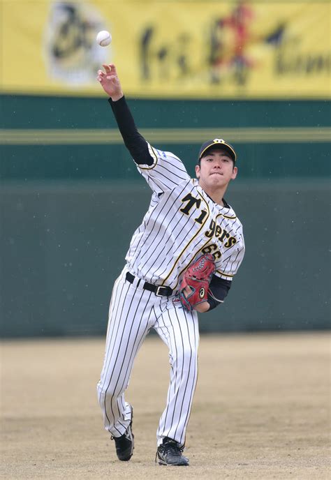 阪神6位小川が1軍合流、同期井上は「上から」助言 プロ野球写真ニュース 日刊スポーツ