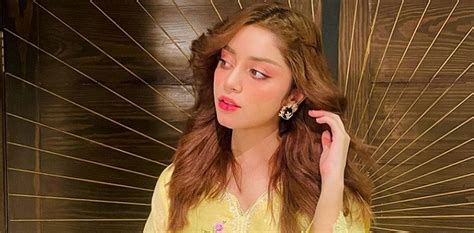 VIRAL Alizeh Shah Stuns In A Traditional Look