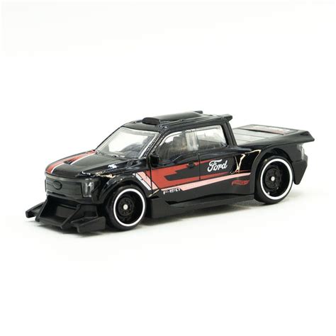 Машинка Hot Wheels Ford F 150 Lightning Custom Новинка Кейс G 2024 купить с доставкой по