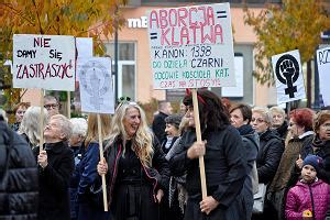 Dziś czarny protest kobiet PiS znowu chce wprowadzić zakaz aborcji