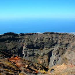 Vesuvius tour by helicopter: a majestic aerial expedition - Blog ...