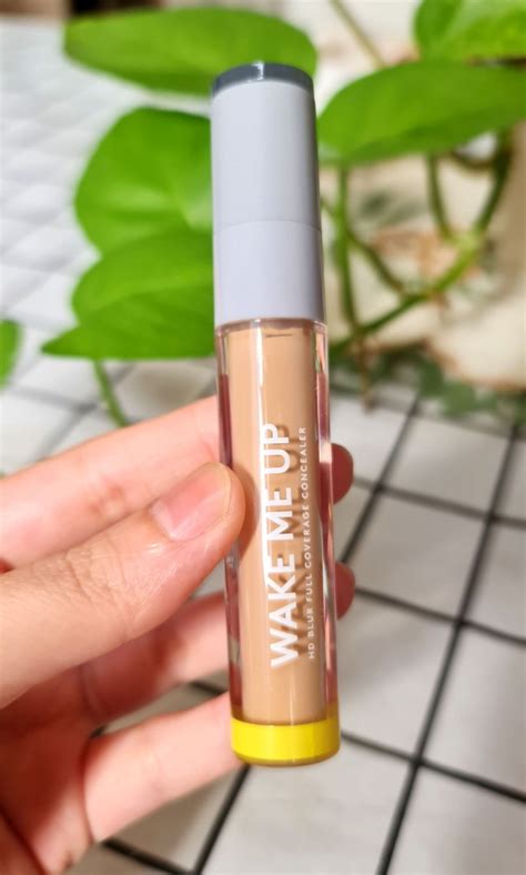 NEW Somethinc Wake Me Up HD Blur Full Coverage Concealer Kesehatan