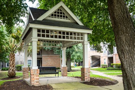 Garden Style Apartments in Houston, TX - Memorial Heights