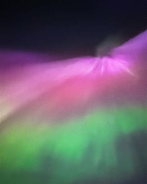 First time seeing the northern lights : r/northernlights