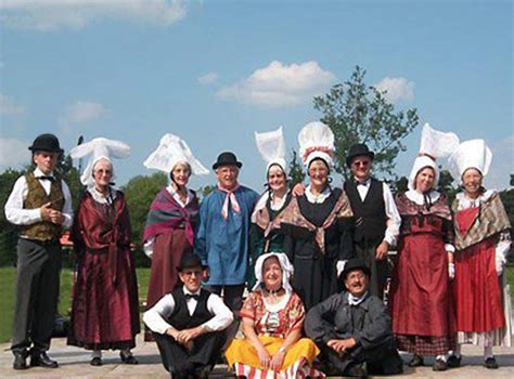 Programme du Festival Rétro de Saint Aubin des Bois Calvados