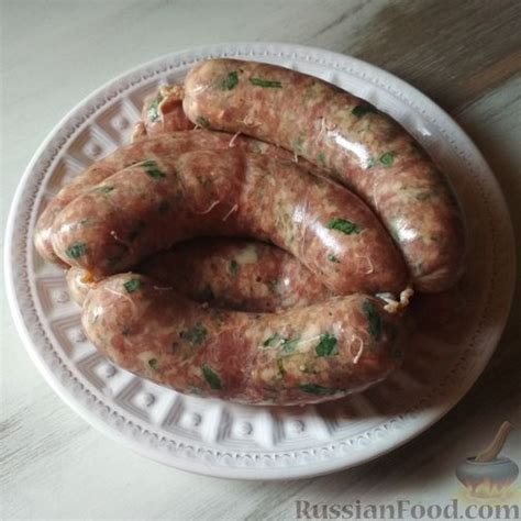 Рецепт: Домашние свино-говяжьи колбаски на мангале на RussianFood.com