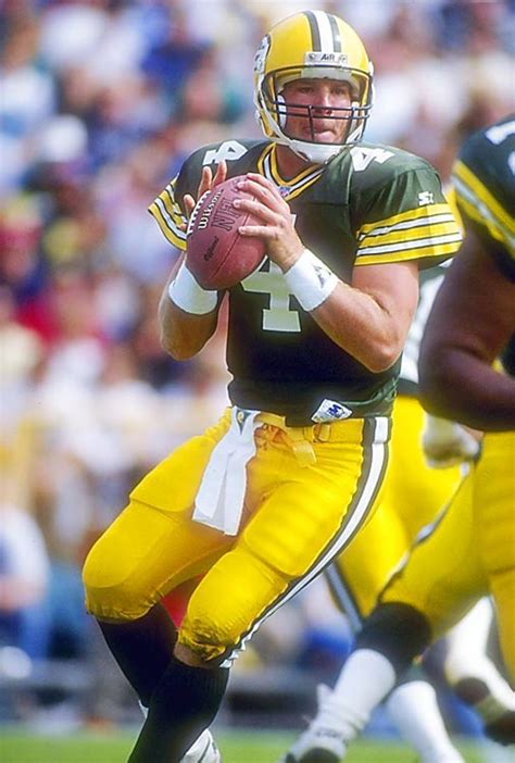 Brett Favre S Greatest Career Moments Sports Illustrated