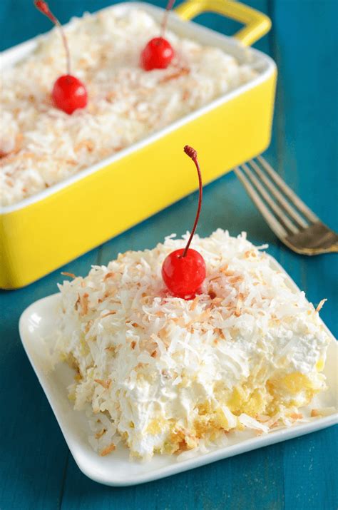 Twinkie Pineapple And Coconut Cake The Novice Chef