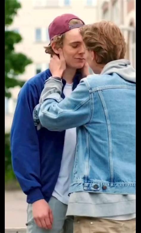 Evak Even X Isak Skam Ideas In Evening Cute Gay Couples Gay Relationship