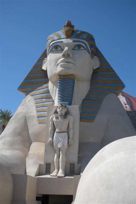 The Luxor Hotel Las Vegas Stayed Here Circa 99 Luxor Places To