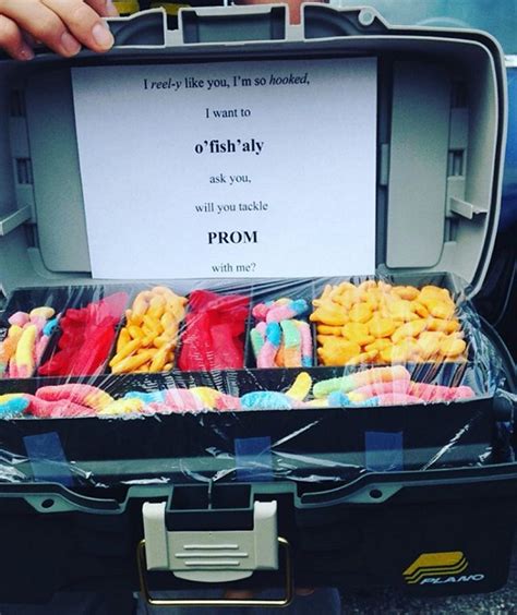 Promposal Ideas How To Ask Someone To Prom Capturing Joy With