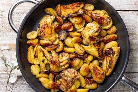 Ricetta Pollo E Patate In Padella Cucchiaio D Argento