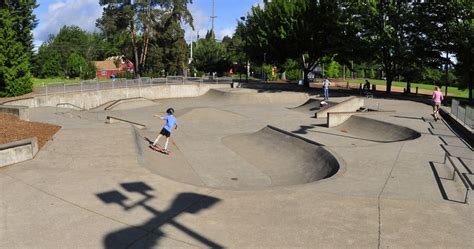 Tualatin Community Park Skate Park Playeasy