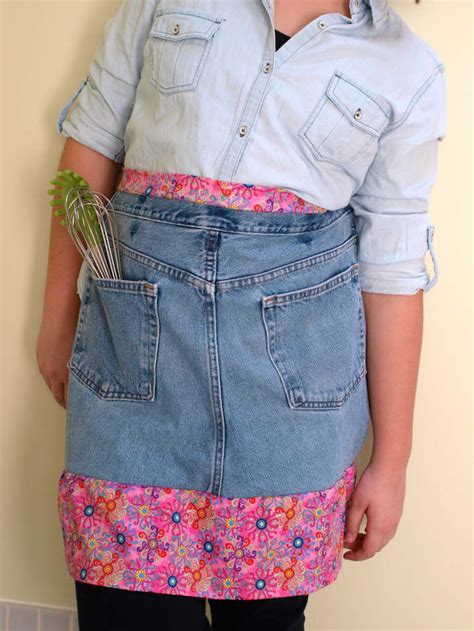 Upcycled Denim Tutorial How To Make An Apron From Old Blue Jeans